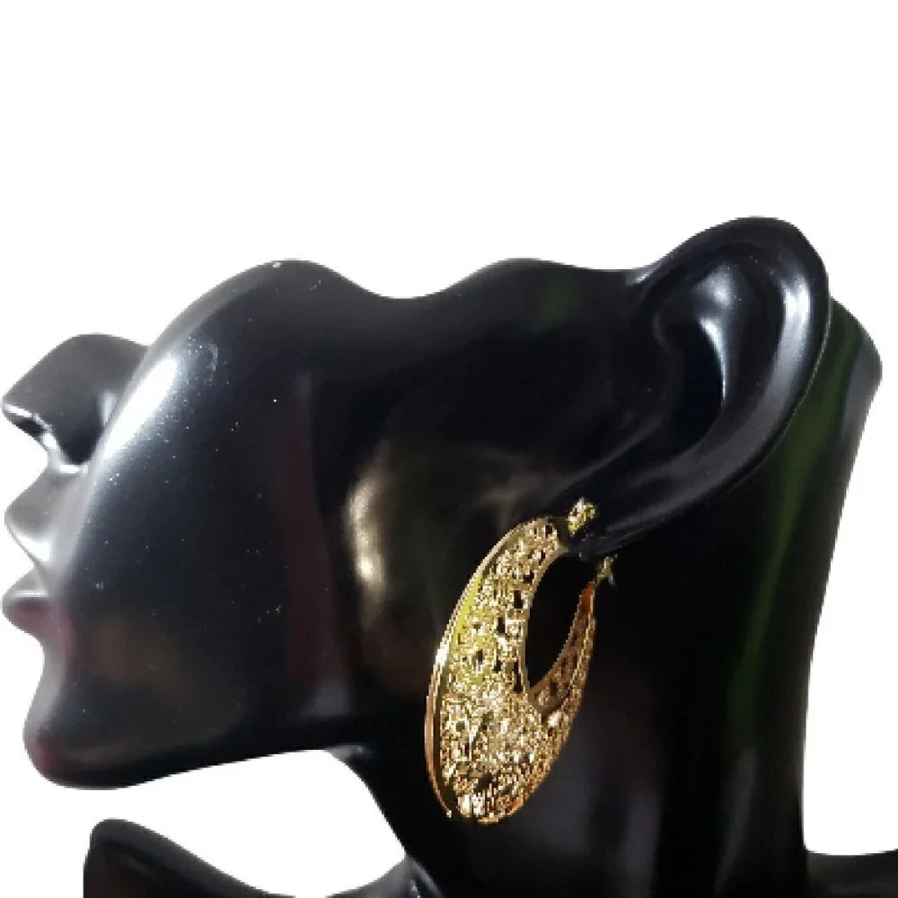 Womens Gold Butterfly Cast Hinge Circle Big Hoop Earrings Party Casual Jewelry